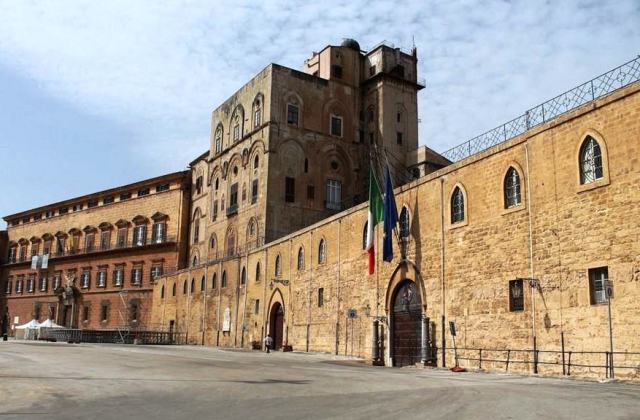 Invitalia. Forma Rei, l’associazione che digitalizza i visitatori di Palazzo Reale a Palermo. Grazie a Cultura Crea